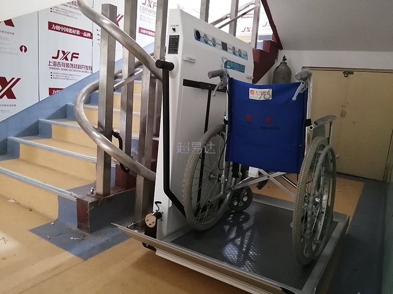 曲阜斜掛升降平臺(tái)